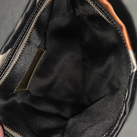 Coach Amanda Clutch - Picture 8 of 9